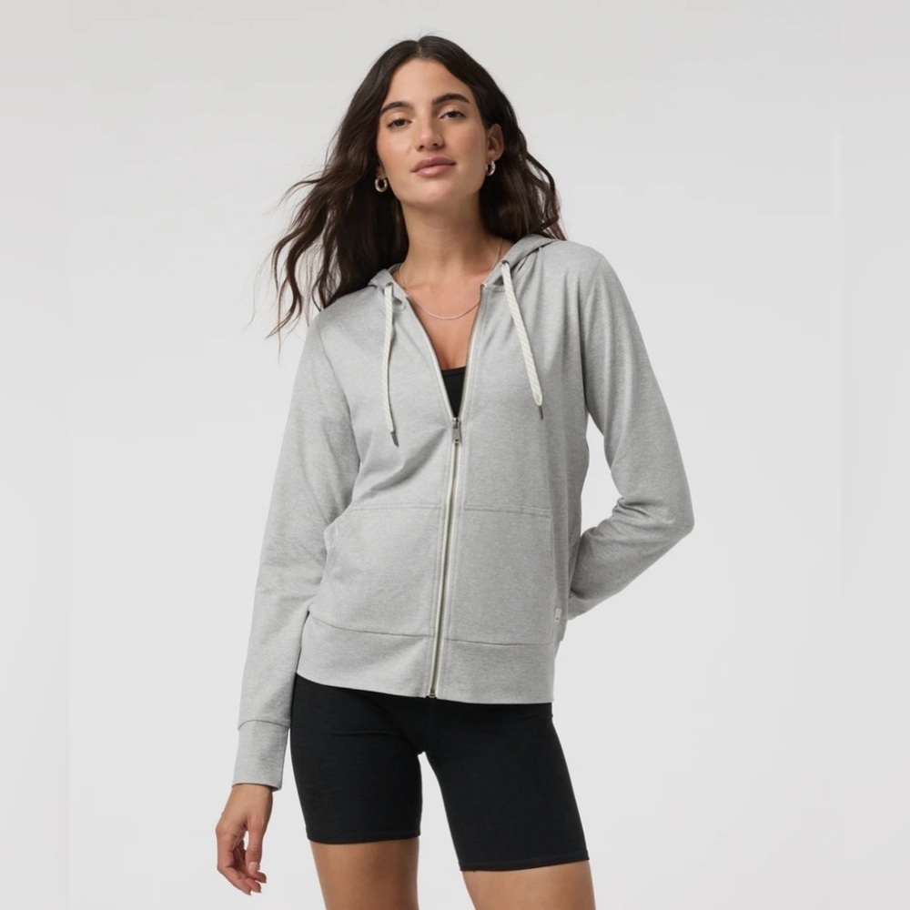 Vuori Halo Performance Hoodie 2.0 Pale Grey Heather VW268 size XL sold out color